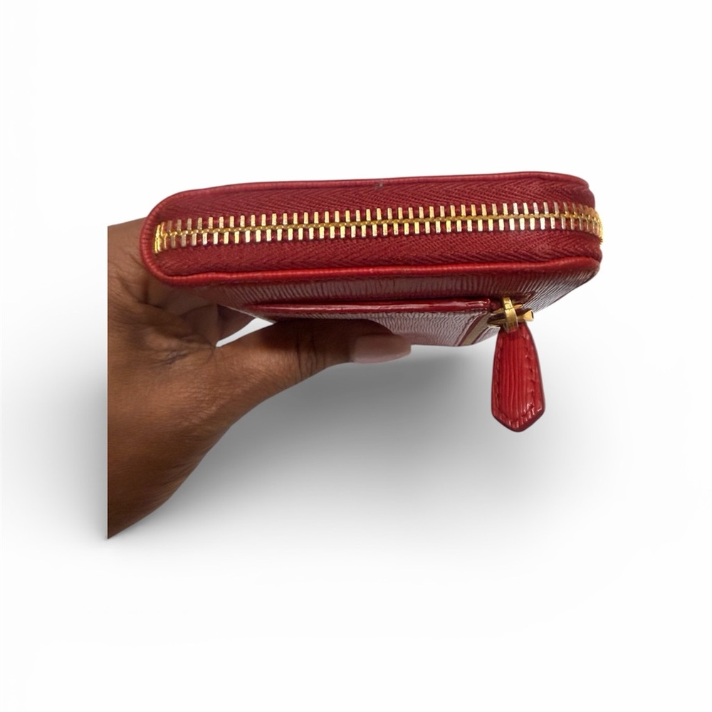 Prada Red Leather Women's Wallet with Box and Authenticity Card-EUC - Picture 9 of 13